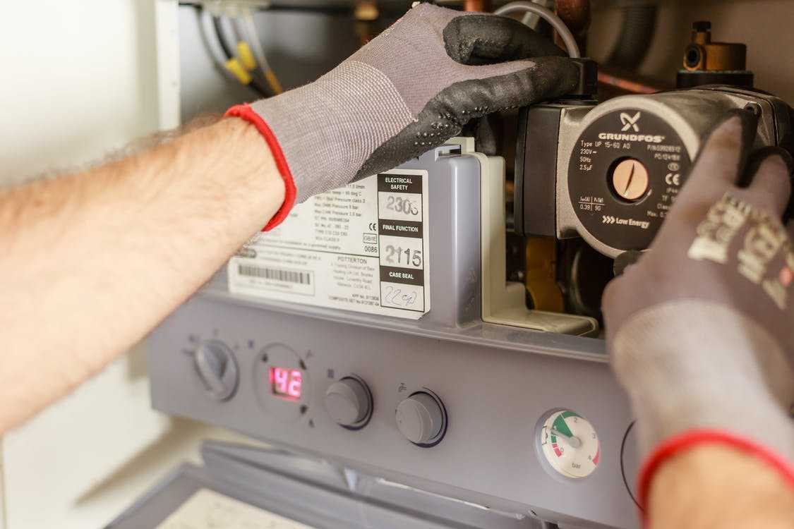 Read more about the article Is it better to repair or replace a boiler?